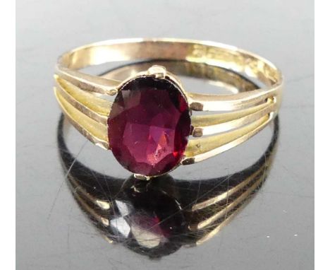 A 9ct gold garnet set dress ring, sponsor T&amp;C, 1.7g, size P