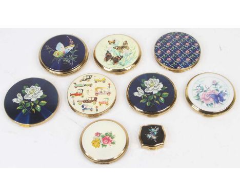 A collection of vintage compactsAll intact, with signs of use, wear/scratches.
