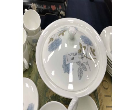 WEDGWOOD 'ICE ROSE' PATTERN TEA AND PART DINNER SERVICE 
