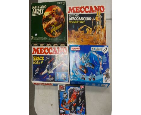A collection of Meccano Kits to include Army Multikit, Motorised Meccaniodies from Deep Space, Space 2501 multi-models togeth