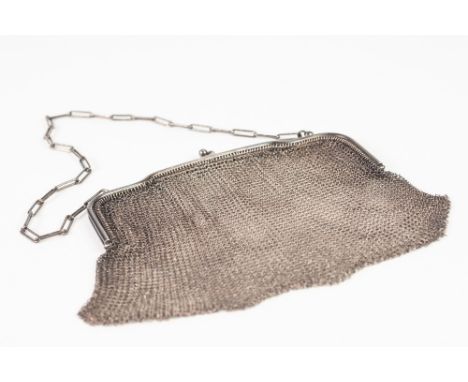 SILVER MESH EVENING BAG, with wavy frame and chain handle, 6" wide, London import mark for 1920, 4oz 