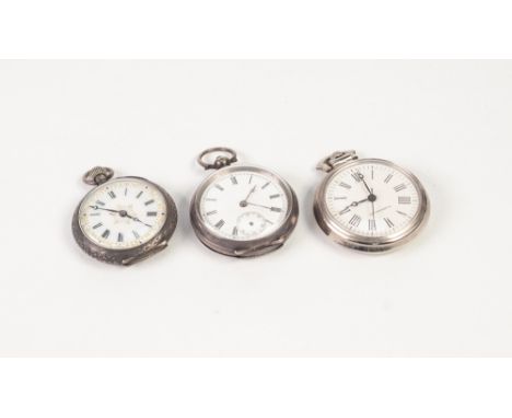 LADY'S CONTINENTAL SILVER POCKET WATCH, with keyless movement, decorated white Roman dial, lady's Continental SILVER POCKET W