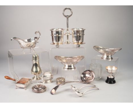 AN INTER-WAR YEARS WALKER AND HALL ELECTROPLATED STAND HOLDING TWO REMOVABLE CREAM AND SUGAR CONTAINERS, with ladle and sifte