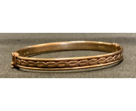 A 9ct gold hinge bangle, 11g 