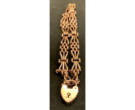A 9ct gold gate bracelet, padlock clasp, stamped 375ct, 11.2g 