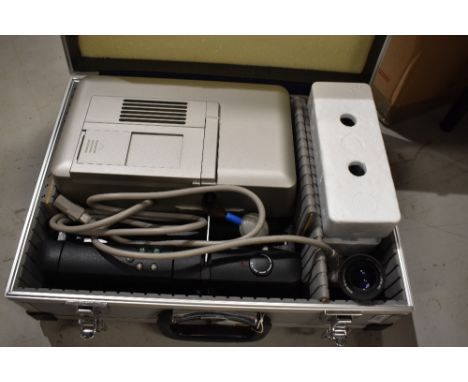 A Leica Prodovit P600 slide projector I alloy case