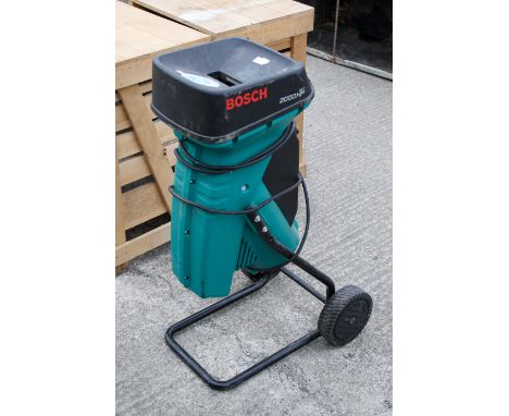 A Bosch 2000 HP electric garden shredder. Model 986001353, on wheels, H97cmThis item is sold as seen. We are unable to provid