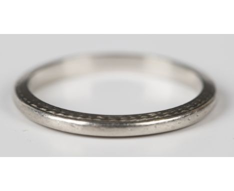 A platinum wedding ring, detailed 'Plat', weight 2.8g, ring size approx J1/2.Buyer’s Premium 24.5% (including VAT @ 0%) of th