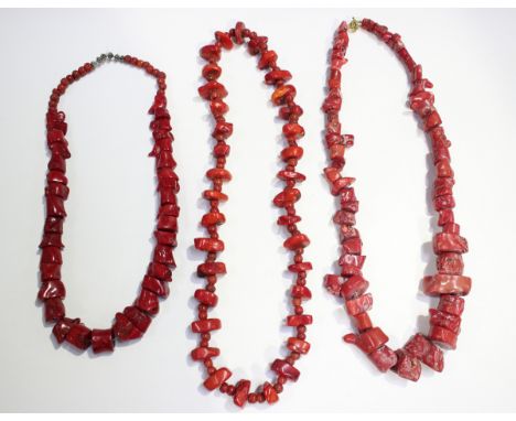 Twelve imitation red coral bead necklaces.Buyer’s Premium 24.5% (including VAT @ 0%) of the hammer price. Lots purchased onli