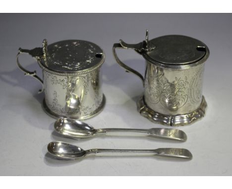 A Victorian silver cylindrical mustard with hinged lid and pierced fleur-de-lis thumbpiece, engraved with flowers and foliate