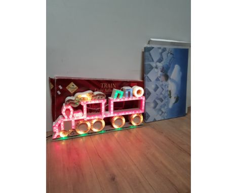 BOXED TRAIN LIGHT SILHOUETTE TOGETHER WITH BOXED THE SNOWMAN WALL CANVAS