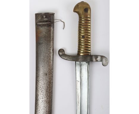 French Mle 1842/59 Sabre Bayonet, interesting example of the variation of sabre bayonet with brass hilt, steel cross guard wi
