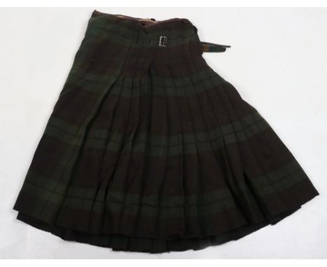 Scottish The Black Watch Kilt, Black Watch regiment other ranks kilt, of the WW1/WW2 period. Wrap round with buckles and tabs