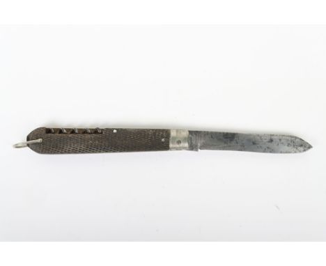 Vintage Large Weiss & Son Pen Knife: Large 12.5 cm blade with makers stamped to both sides with black checkered grips and cor