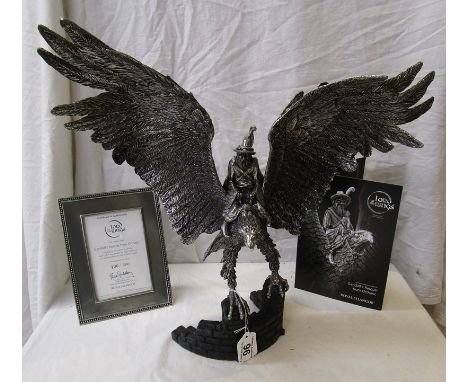 Royal Selangor Lord of The Rings L/E sculpture - Gandalf's Rescue from Orthanc - 106 of 500 - Condition Report: The box and c