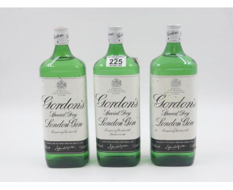 Three 1.0 litre bottles of Gordons gin. UK P&amp;P Group 3 (£30+VAT for the first lot and £8+VAT for subsequent lots) 
