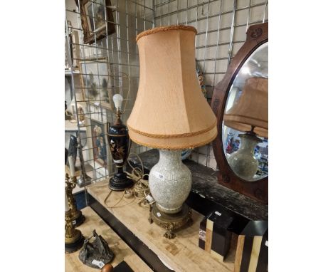 BRASS &amp; CRACKLEWARE CERAMIC TABLE LAMP - 82 CMS (H) APPROX INCLUDING SHADE