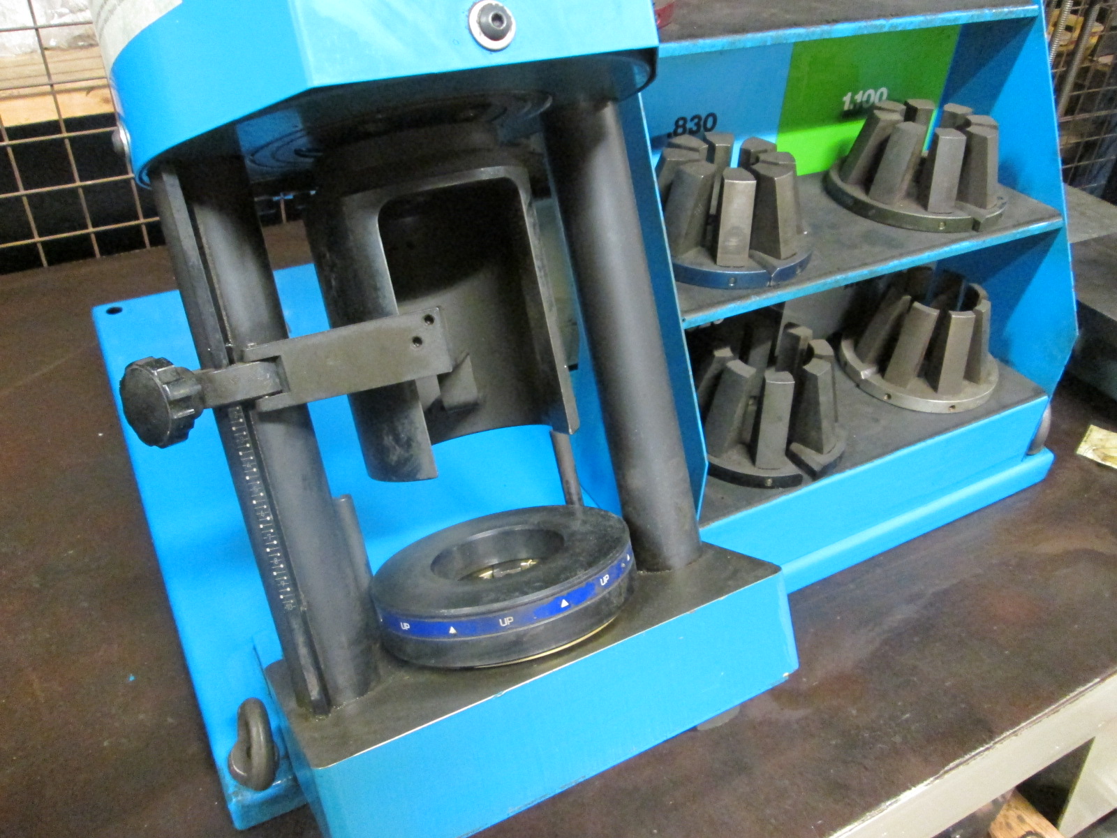 Dayco Eastman NP60 Hydraulic Crimper with 4 Crimping dies 0.8301.730