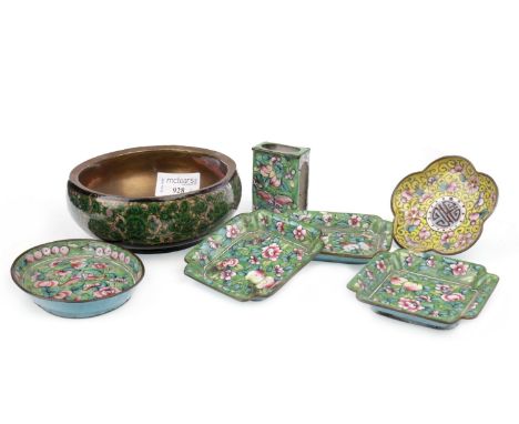 20TH CENTURY CHINESE LACQUERED WOOD CIRCULAR BOWL, 13cm diameter; along with five enamel pin dishes and a vesta box holder (7