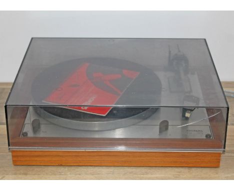 Thorens TD 165 turntable with instruction manual. Passed PAT test and appears in working order
