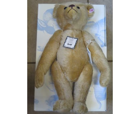 A Steiff Jubilee - 25 years f the British Collectors Bear - mohair - 52cm H - limited edition 193 -1000 - with certificate an