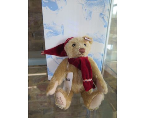 A Steiff Little Santa 2011 - Japanese exclusive - mohair - 22cm H - limited edition 833 of 1000 -  with certificate and origi