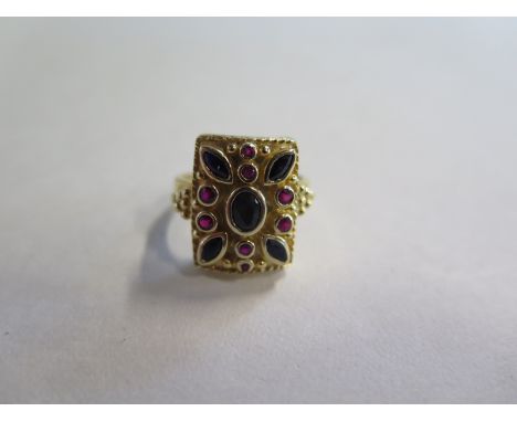 A 14ct gold and multi-gem ring in the antique style, size J/K - approx 5.4 grams, in good condition 