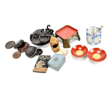 A mixed group of Oriental items including turquoise enamelled rectangular trinket box with Shou character to lid, 7.5 x 8.5cm