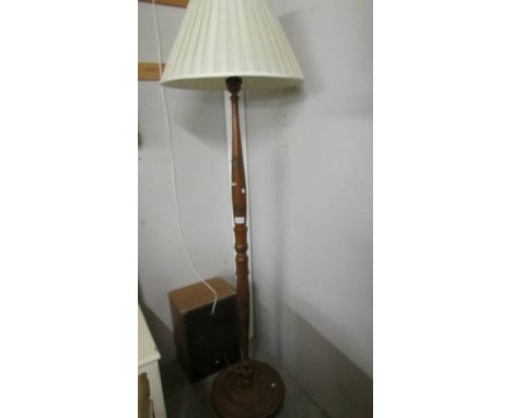 A standard lamp decorated with palm trees and complete with shade. (collect only)