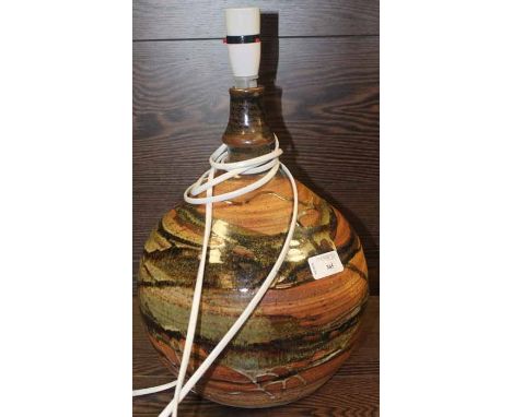 STUDIO POTTERY LAMP AND OTHER POTTERY ITEMS