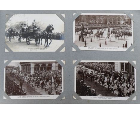 Postcards, a large vintage album of approx. 870 cards, mainly London and Royalty. Royalty Edward VII to Elizabeth II and incl