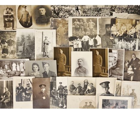 Postcards, Military, a mixed military collection of over 400 cards, with approx. 170 RPs of soldiers in uniform, groups, camp