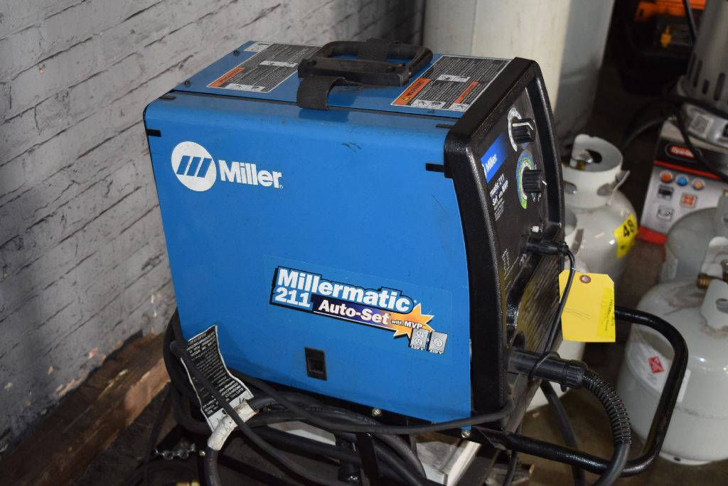 MILLER MODEL MILLERMATIC 211 230 AMP 120V/240V PORTABLE MIG WELDER