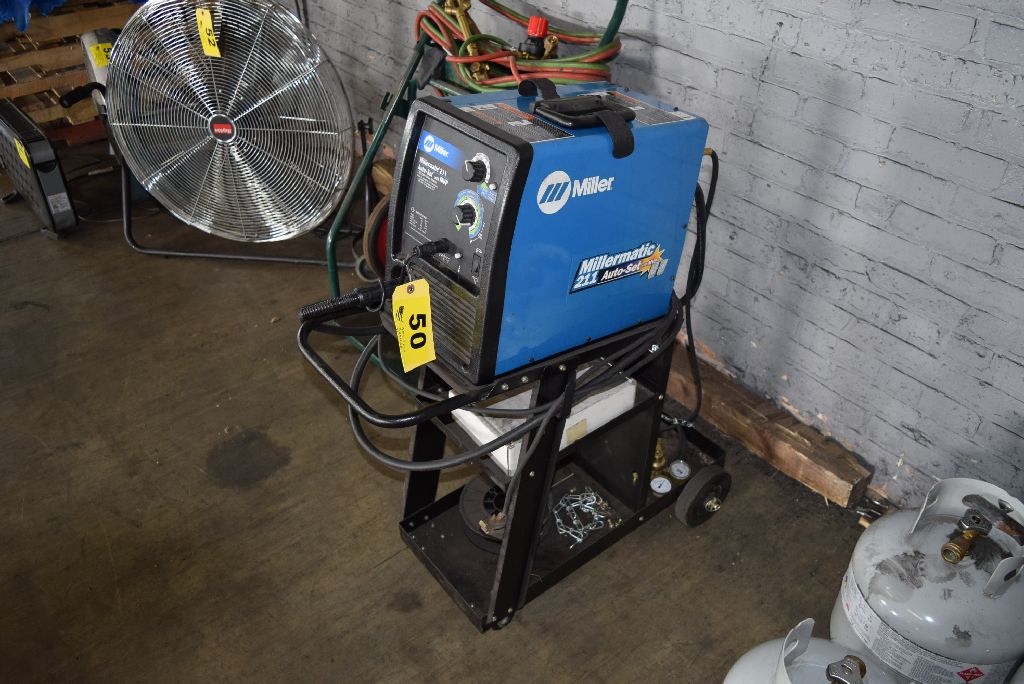 MILLER MODEL MILLERMATIC 211 230 AMP 120V/240V PORTABLE MIG WELDER