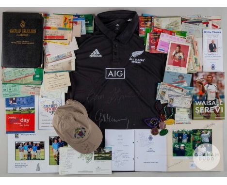 Collection of various golf autographs including Ernie Els, signed cap, various programmes, photographs etc, signed All Black 