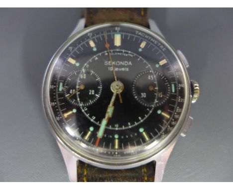 A Russian manual wind Cosmonalt Sekonda wristwatch - Width 3.8 cm 
Condition report: In working order, minor usage wear