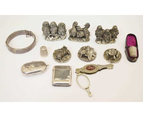 Edward VII silver vesta case, sponsor's mark of Sampson Mordan &amp; Co Ltd, Chester 1906, Edward VII sovereign holder, spons