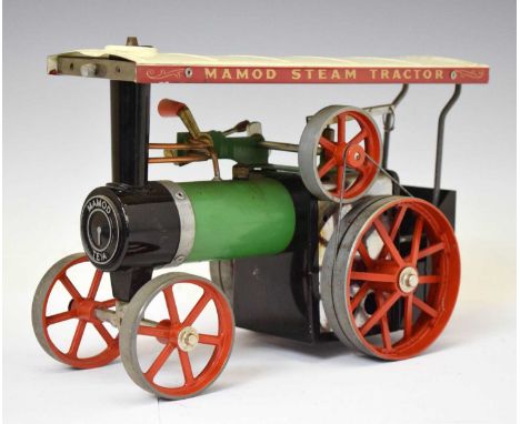 Mamod - TE1A live steam tractor, with rod and burner, 17cm high