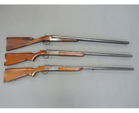 AYA Yeoman 12 bore side by side shotgun with chequered grip and forend, double trigger and 28 inch barrels choked 1/2 and 3/4
