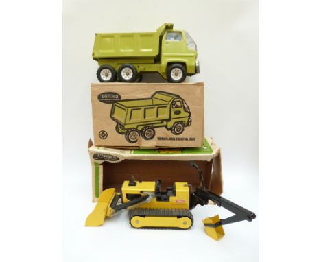 Two Tonka large scale tin-plate model construction vehicles, Hydraulic Pump 2585 and Trencher 2534, both in original boxes