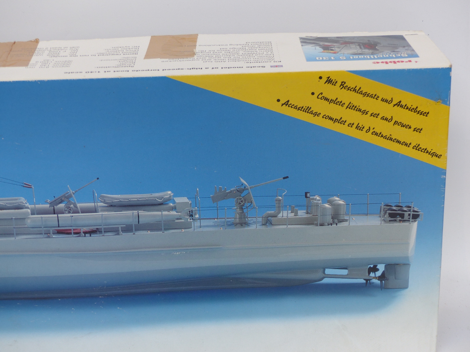 Robbe 1:40 scale model Schnellboot S130 high speed torpedo boat kit ...