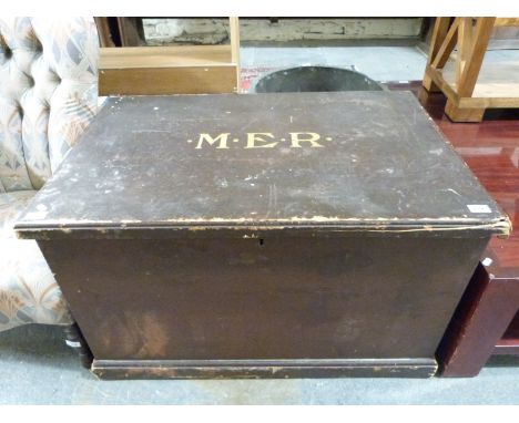 A large stained pine trunk, W95 x D62 x H58cm 