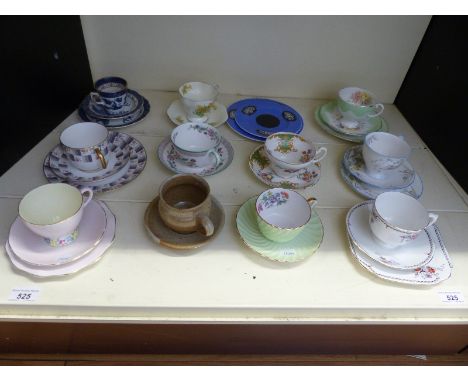 A collection of decorative and collectable trios / cups and saucers including Foley, Winchcombe, Minton, Aynsley, Worcester e