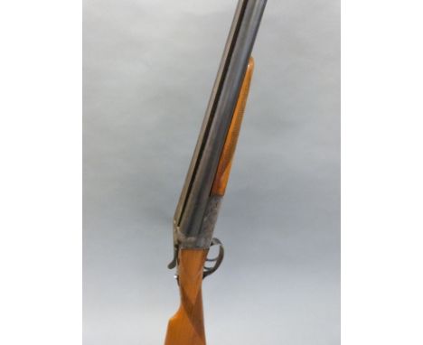 Essex 12 bore side by side shotgun with gun dogs engraved to the locks 'Essex' inlaid in gold to the top lever, chequered gri