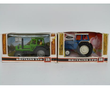 Two Britains model tractors Ford 6600 9524 and Deutz 9526, both in original boxes
