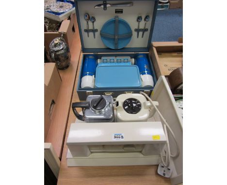Goblin vintage teasmade and a Sirram picnic box
