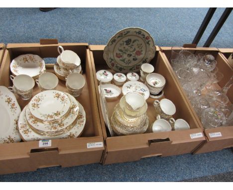 Colclough tea and dinner service - 6 place settings, decorative ceramics and glassware in three boxes