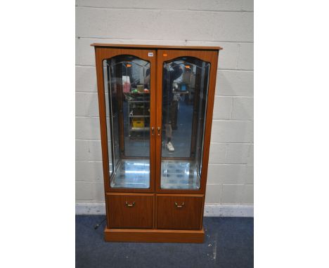 A TEAK FINISH TWO DOOR DISPLAY CABINET, with three glass shelves, width 90cm x depth 37cm x 166cm (condition report: missing 