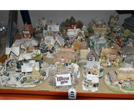 TWENTY SEVEN LILLIPUT LANE SCULPTURES, to include Country Living in Winter, Kerry Lodge, Christmas Cake - 2001 Christmas Spec