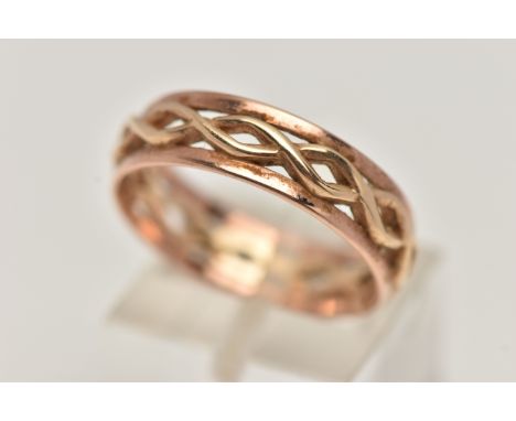 A 9CT ROSE GOLD 'CLOGAU' RING, open work band design, hallmarked 9ct Edinburgh, ring size Q centre, approximate gross weight 